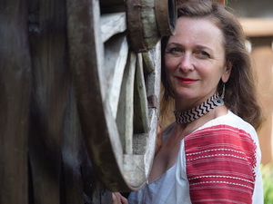 Ларыса Шчыракова: «Паставіла для сябе амбітную мэту — стварыць моду на этна»