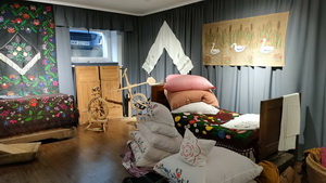 Этнаграфічны пакой у беларускім ліцэі ў Гайнаўцы 