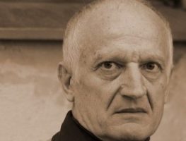 Памёр паэт Алесь Разанаў  