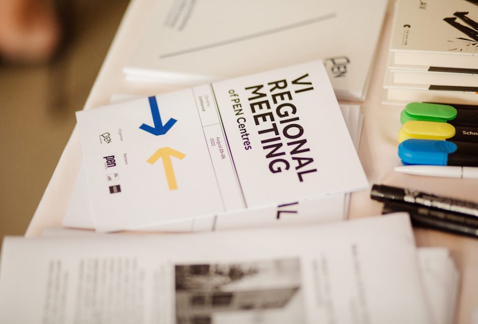 Адстойваць праўду і справядлівасць: Рэзалюцыя VI Рэгіянальнай сустрэчы ПЭН-цэнтраў