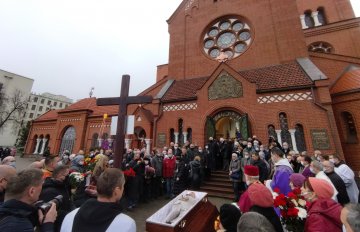 У Мінску развіталіся з гісторыкам і літаратуразнаўцам Адамам Мальдзісам