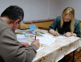 Глыбачане даслалі лісты палітвязням   