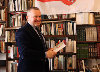 Заснавальнік інтэрнэт-бібліятэкі Kamunikat Яраслаў Іванюк: «Прыйдзе час, калі за ўсё якаснае і беларускае трэба будзе плаціць»