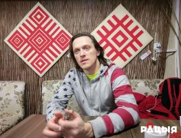 Cярей Доўгушаў: Аднавіць беларускі строй вельмі важна, як і сцяг   