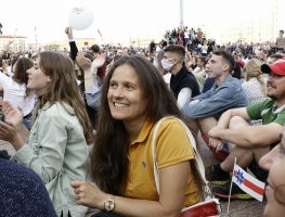 Таццяна Грыневіч: Гэта абсурдна, чалавек спявае песні, а яго хапаюць  