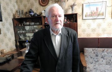 Бібліятэка ў Астраўцы атрымала імя Адама Мальдзіса