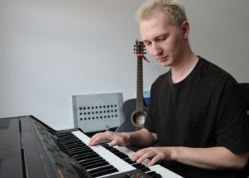 «Што засталося». Гутарым пра рэліз новай песні з лідарам гурта Sumarok, які жыве ў Беластоку