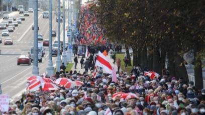 Каго ня любяць беларусы? Вынікі апошняга апытаньня Chatham House