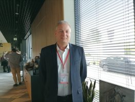 Руслан Хазін: Наша дыяспара амаль 200 дзён выходзіла на пратэсты