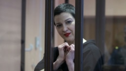 Нямецкі бард аддасьць Марыі Калесьнікавай прысуджаную яму прэмію імя Авідыя