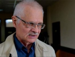 Уладзімір Халіп: Варта ім было б адумацца і куды-небудзь збегчы  