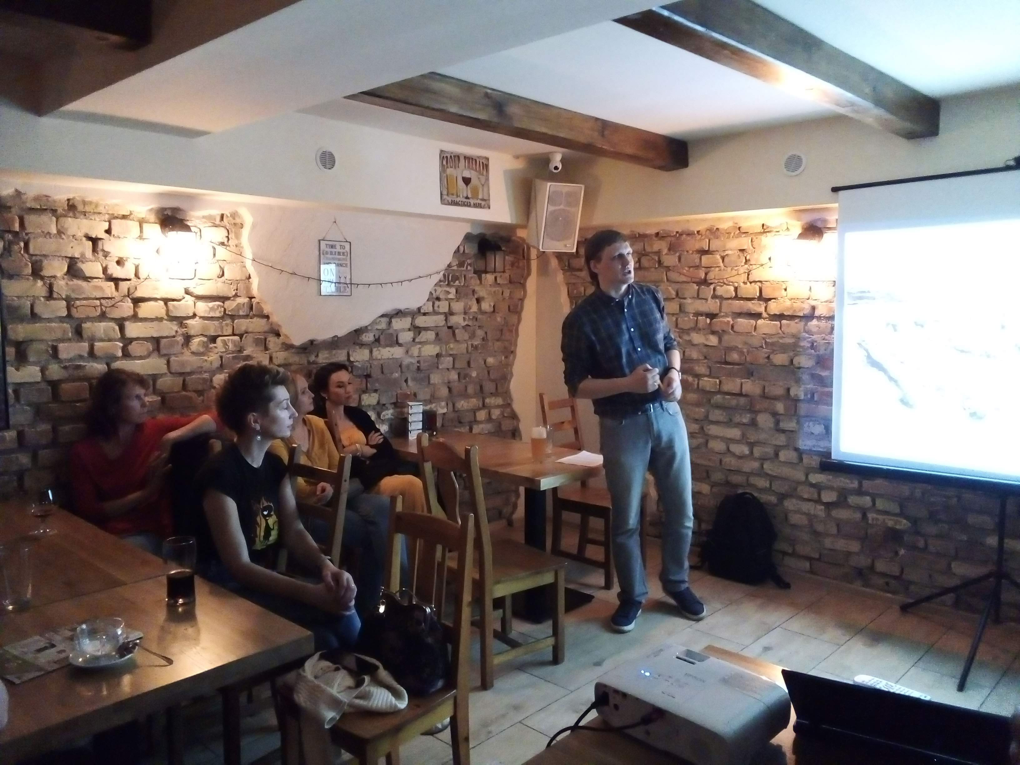 На Beer&History у Беластоку размаўлялі пра беларускія замкі і фартэцыі  