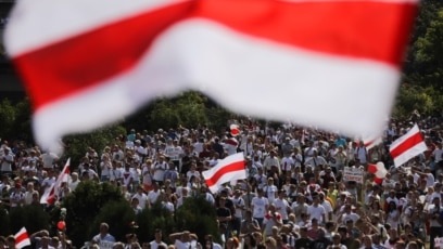 Год таму па ўсёй Беларусі прайшлі грандыёзныя мітынгі прыхільнікаў пераменаў