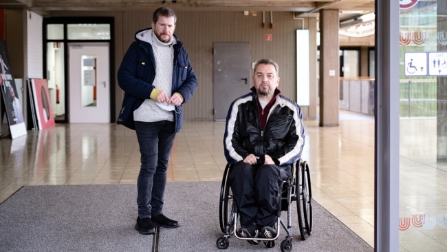 «Мы нязручныя для ўлады». Інтэрвію з праваабаронцамі Драздоўскім і Граблеўскім, якія зьехалі зь Беларусі