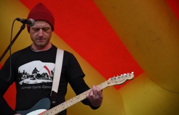 Уцёкі ад рэжыму і вайны: Юра Стыльскі ўпершыню пасля ад'езду з Беларусі