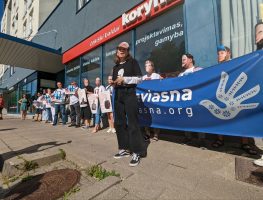 Праваабаронцы “Вясны” правялі акцыю салідарнасці з сямі затрыманымі калегамі