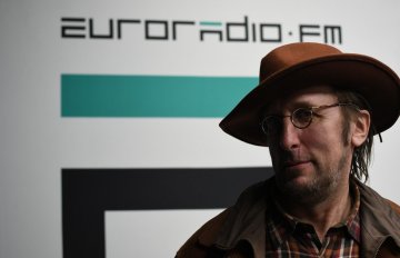 Сябры мастацкай суполкі «Пагоня» патрабуюць спыніць пераслед Алеся Пушкіна