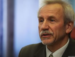 Валер Карбалевіч: Увесь палітычны рэжым завязаны на аднаго чалавека 