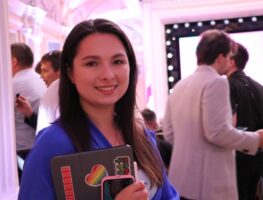 Яе беларускамоўныя відэа набіраюць сотні тысяч праглядаў  