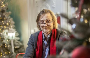 З-за ціску КДБ і спецслужбаў Беларусь пакінуў акцёр Аляксандр Ждановіч