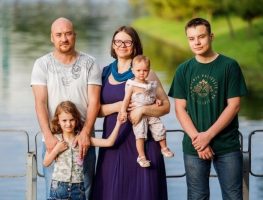 Аліна Стэфановіч: Лісты ад Валянціна затрымліваюць 