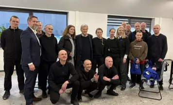 Пасьля сустрэчы Лукашэнкі з прадстаўнікамі ЗША ў Беларусі вызвалілі яшчэ 250 палітвязьняў. Сярод іх праваабаронцы й іншыя вядомыя людзі 