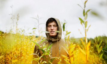 «Я здымаю кіно, бо інакш немагчыма». Рэжысёр Арцём Лобач — пра творчы шлях, ідэнтычнасць і дакументальнае кіно ў эміграцыі