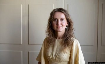 Ад арабіцы да «Акрэсьціна»: Што даведаюцца іншаземцы з новай кнігі пра Беларусь па-ангельску